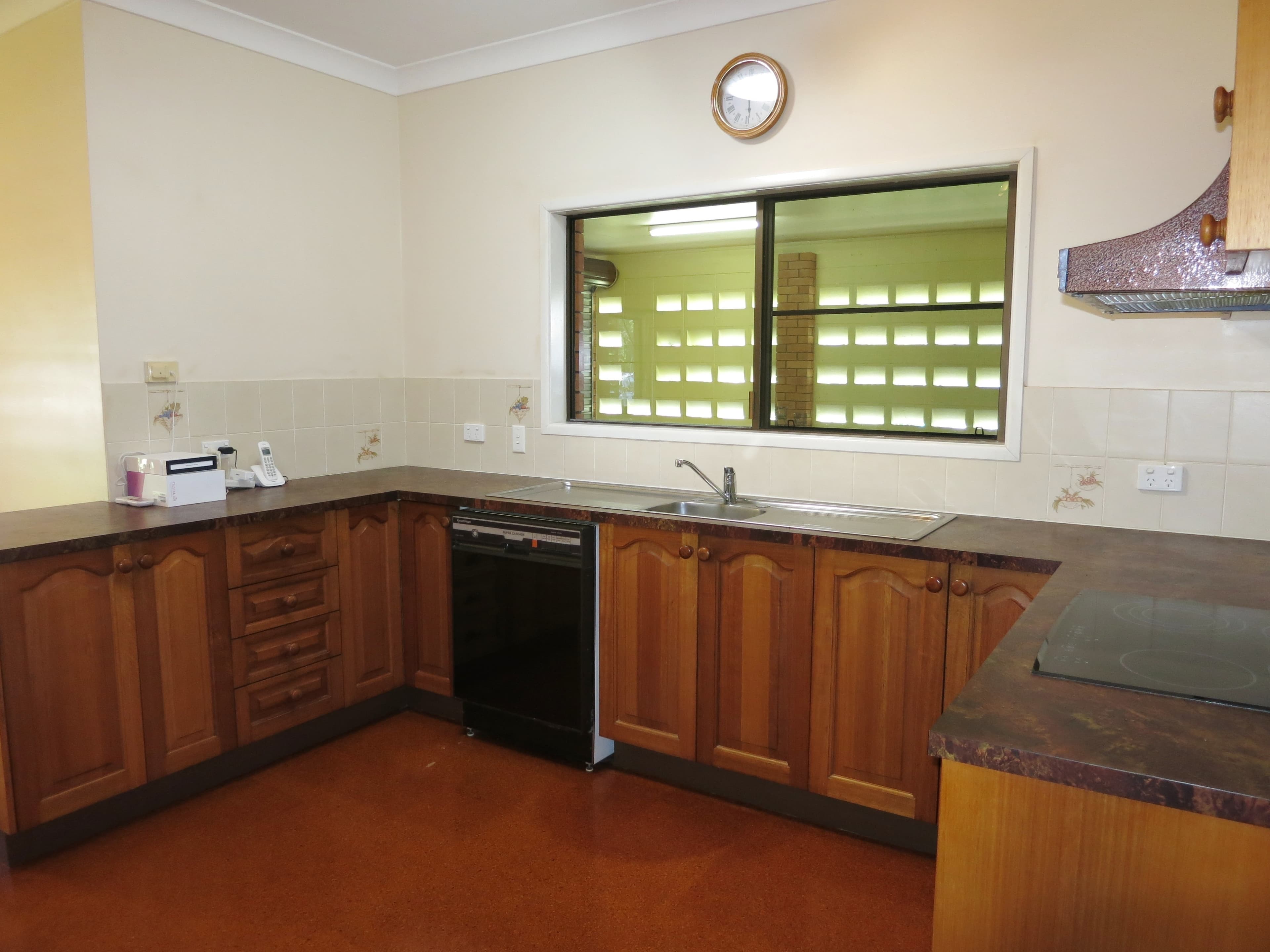 8 Winter St, Cardwell QLD 4849, Cardwell - Thumbnail 5