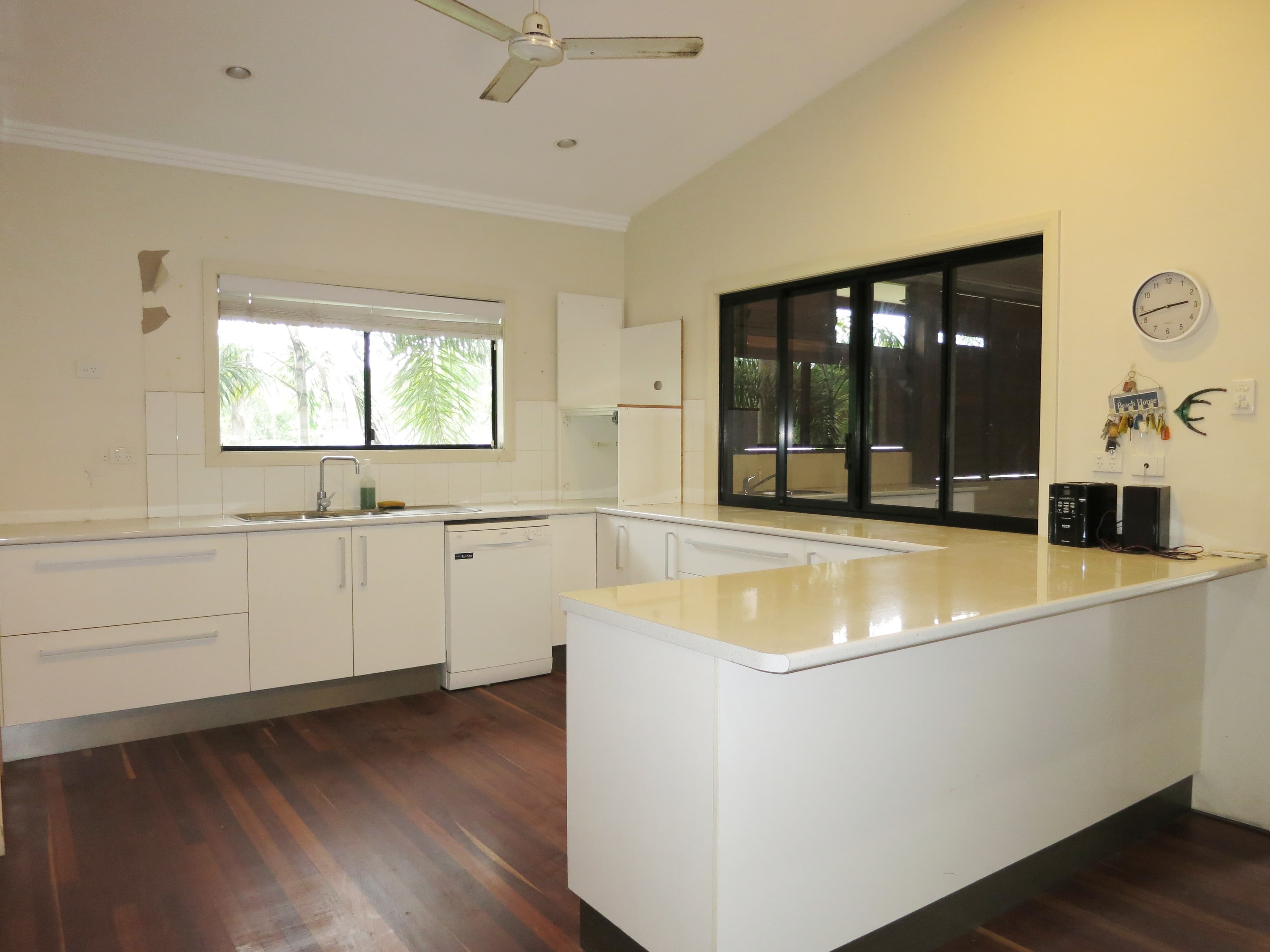9 Panos St, Cardwell QLD 4849, Cardwell - Thumbnail 7