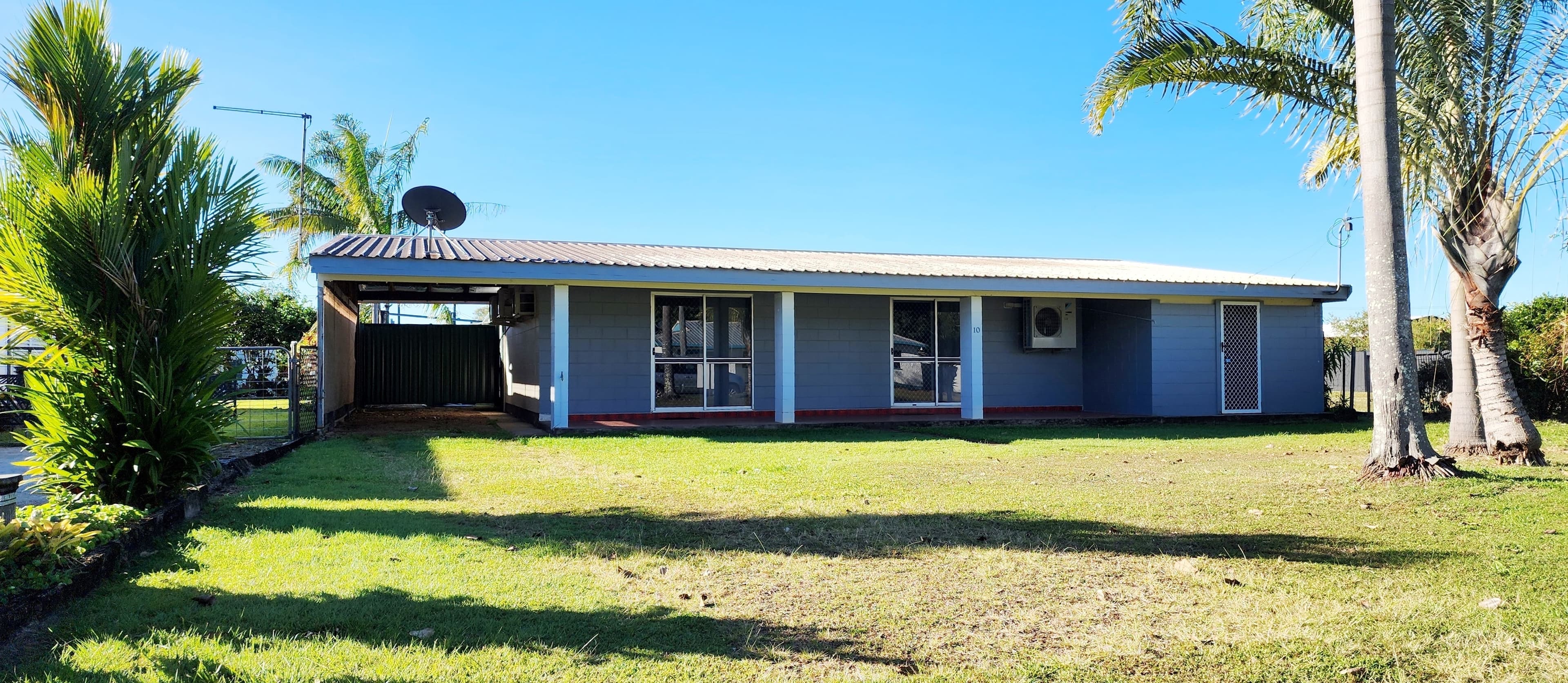 10 Ferguson St, Cardwell QLD 4849, Cardwell - Thumbnail 2
