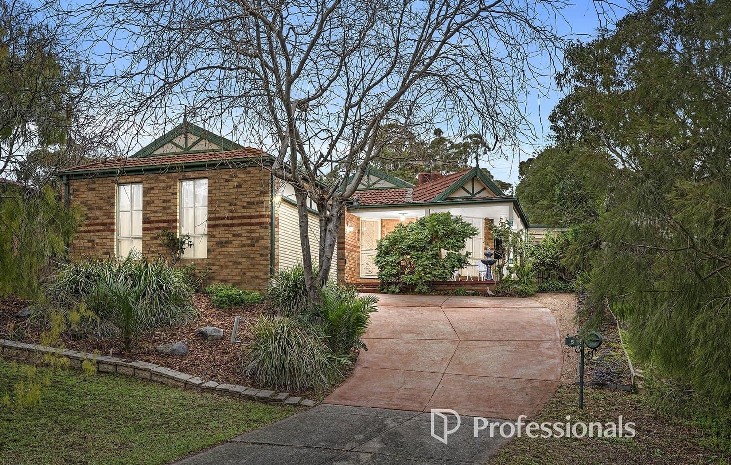 5 Leigh Close Lilydale 3140, Lilydale - Image 1