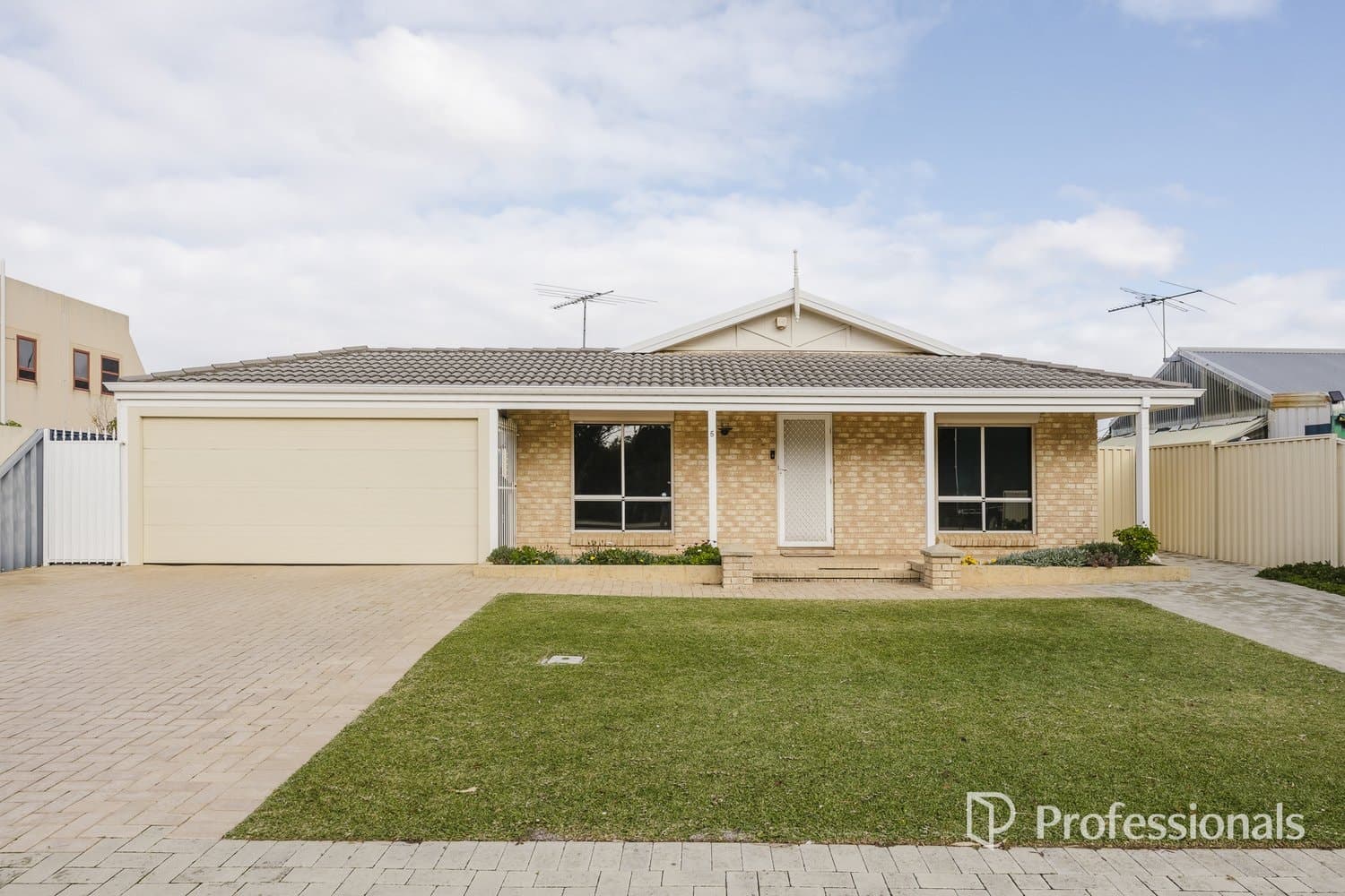 5 Orchid Avenue Bennett Springs 6063, Bennett Springs - Image 1