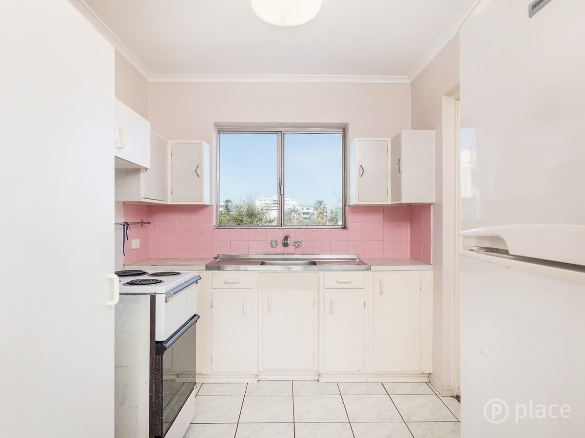 13 Kent Street, Hamilton - Thumbnail 3