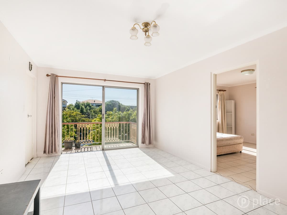 13 Kent Street, Hamilton - Thumbnail 4