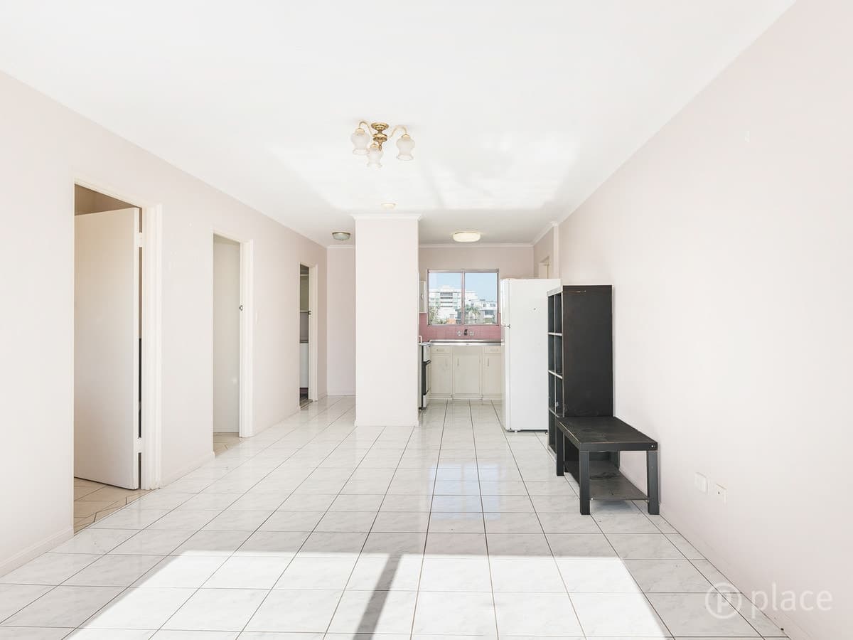 13 Kent Street, Hamilton - Thumbnail 5