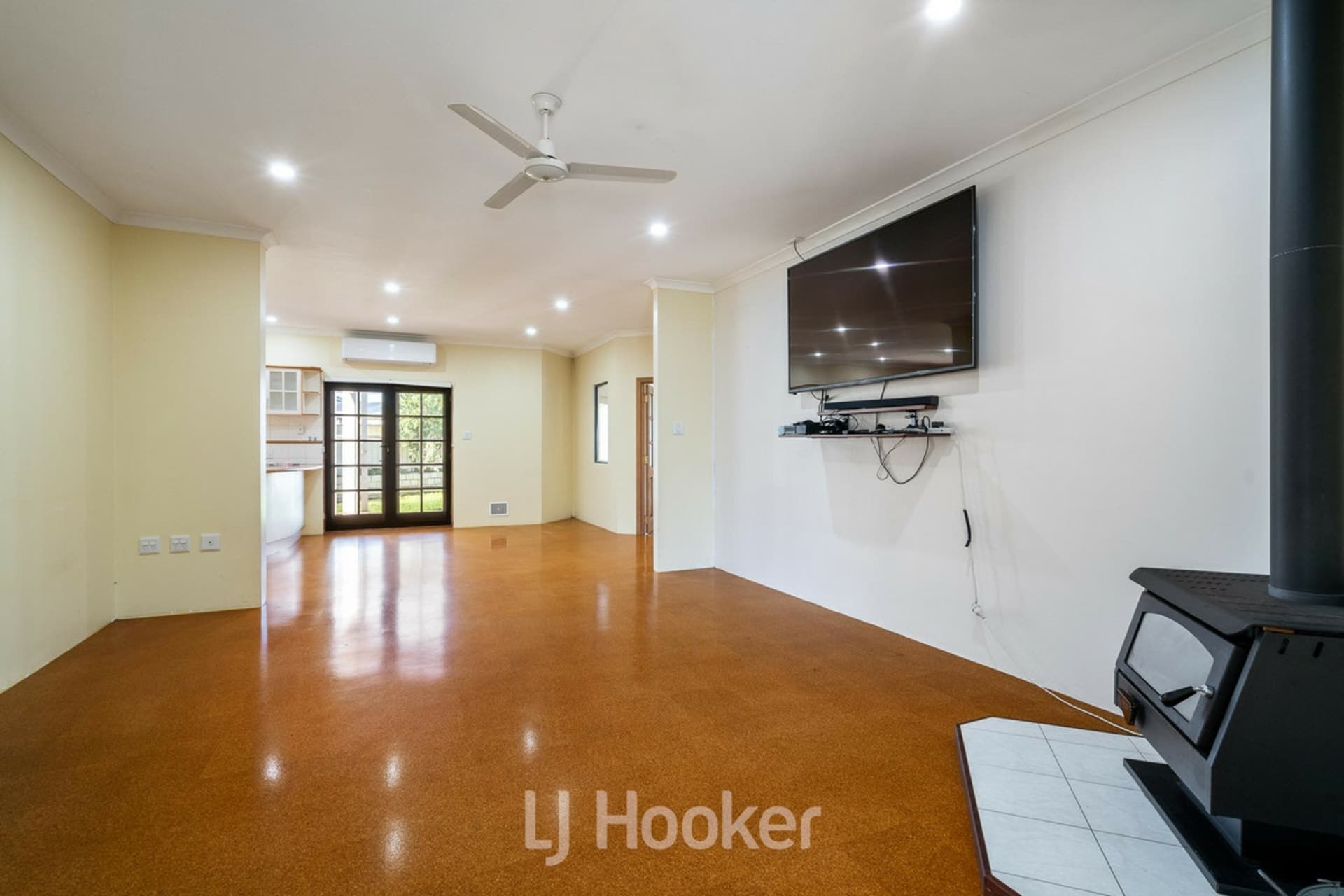 9 Seahorse Crescent, Geographe, Geographe - Thumbnail 3