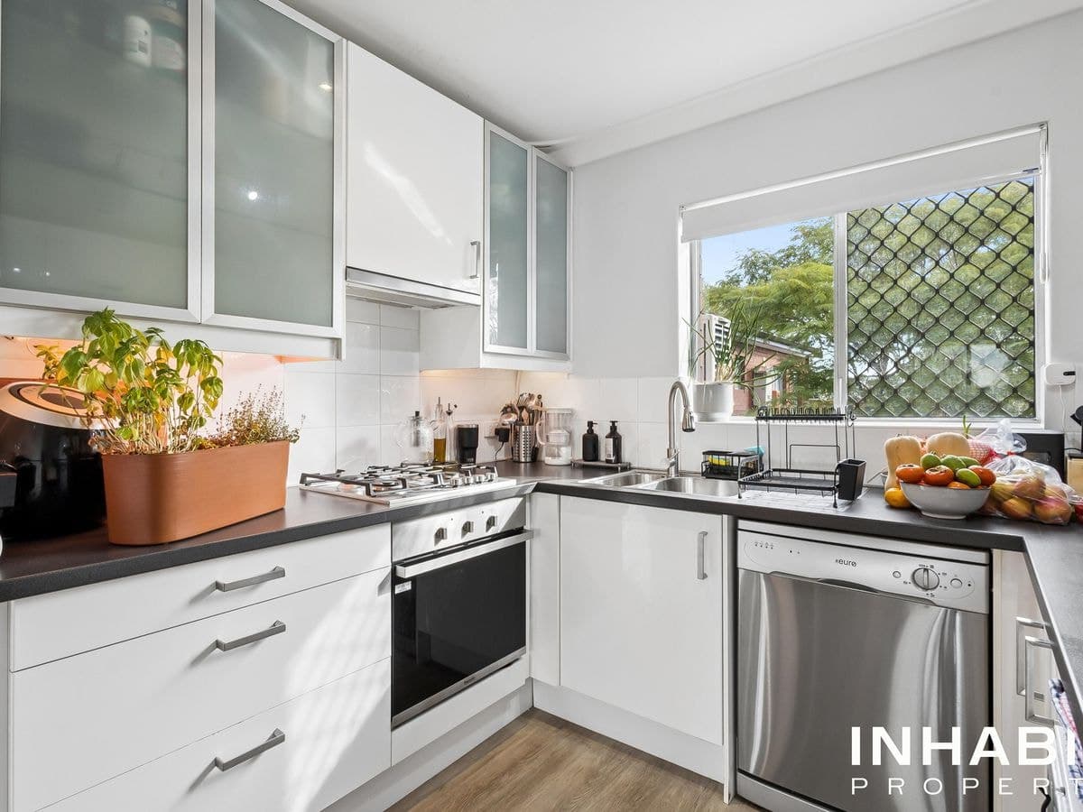16 / 4 Kingston Avenue, West Perth, West Perth - Thumbnail 2