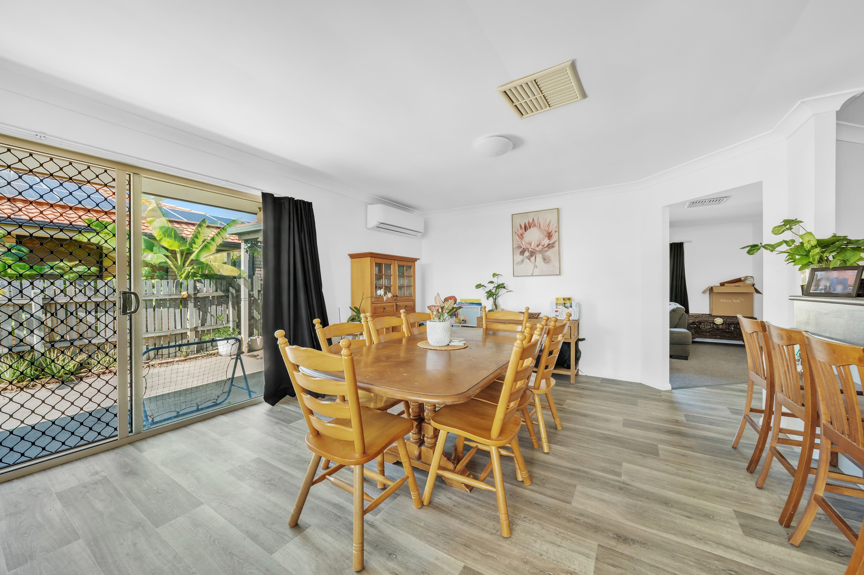 12 Jeppesen Drive, EMERALD QLD 4720, Emerald - Thumbnail 8