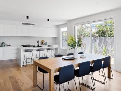 8 Downward Street, Mornington - Thumbnail 4