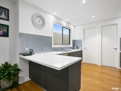 3/10 Darcy Street, Mornington - Thumbnail 4