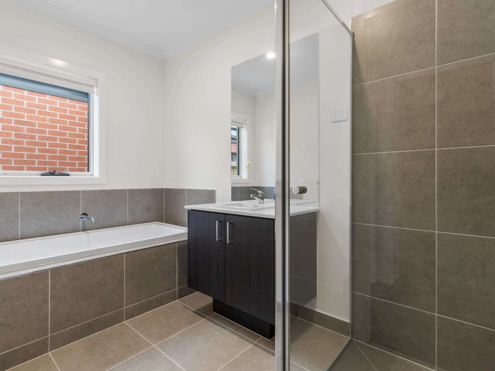 8 Woodlawn Rd, Wollert, VIC, 3750, Wollert - Thumbnail 8