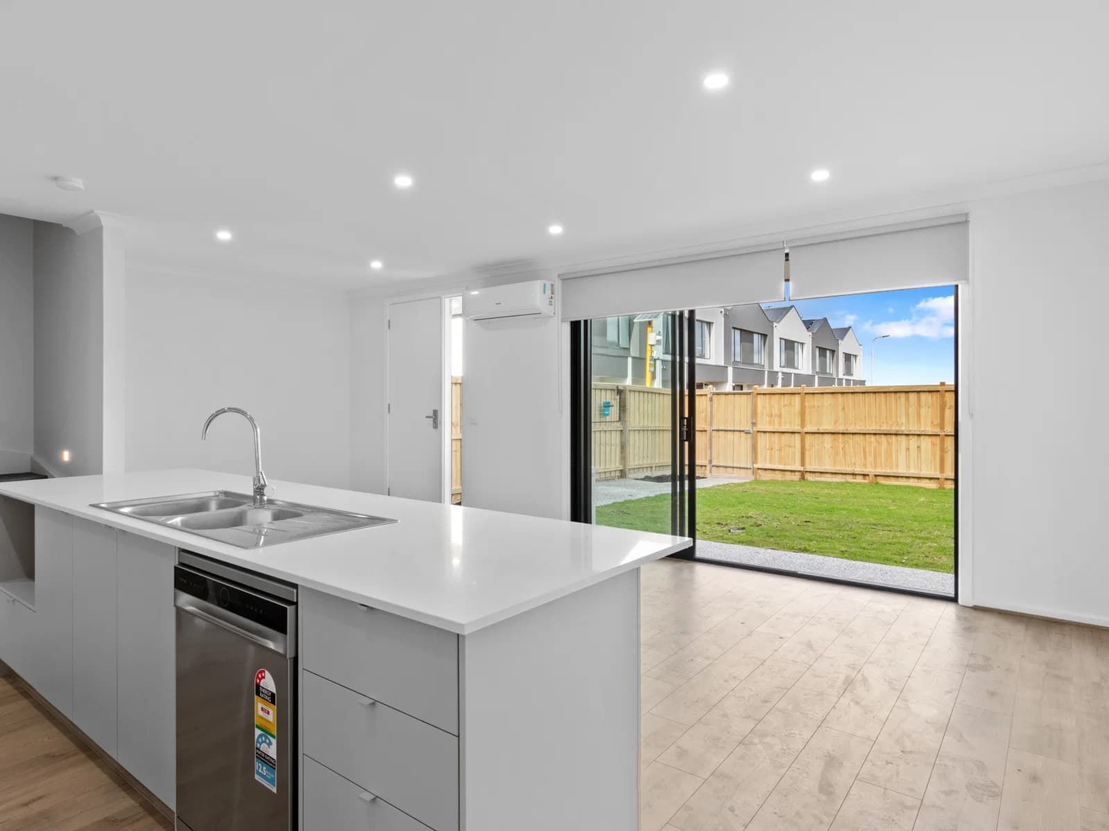 36 Company Ave, Sunbury, VIC, 3429, Sunbury - Thumbnail 3