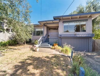 17 Sycamore Road, Frankston South - Image 1