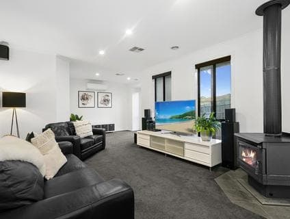 24 Evergreen Way, Langwarrin, Langwarrin - Thumbnail 4