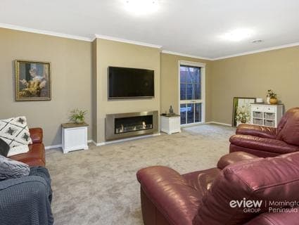 18 Kingston Close, Mornington, Mornington - Thumbnail 2