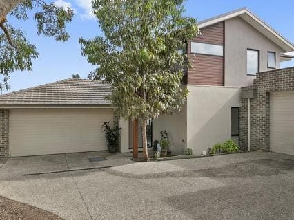 3/3 Hunter Street, MORNINGTON, Mornington - Image 1