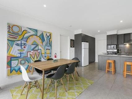 3/3 Hunter Street, MORNINGTON, Mornington - Thumbnail 2