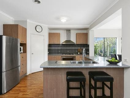 17 Tavistock Road, Frankston South, Frankston South - Thumbnail 2