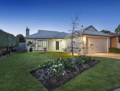 48 Waltham Drive, Mornington, Mornington - Image 1