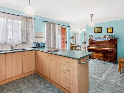 4 Colebrook Court, Mornington, Mornington - Thumbnail 6