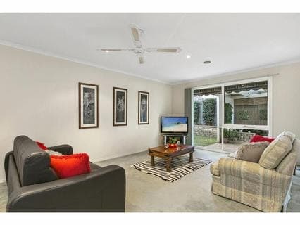 6 Buckingham Place, FRANKSTON SOUTH, Frankston South - Thumbnail 3