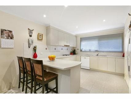 6 Buckingham Place, FRANKSTON SOUTH, Frankston South - Thumbnail 4