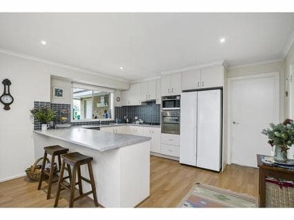 1A Fiona Court, MOUNT MARTHA, Mount Martha - Thumbnail 3