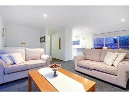 7 Pineview Court, MOUNT MARTHA, Mount Martha - Thumbnail 5