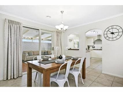 26 Harridge Street, ROSEBUD, Rosebud - Thumbnail 3