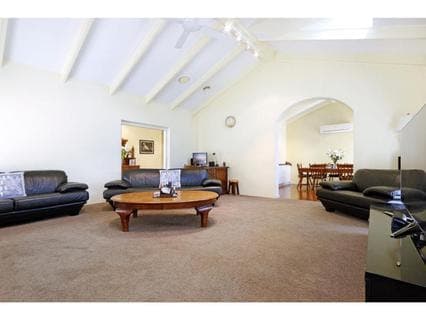 30 Walbundry Avenue, FRANKSTON, Frankston - Thumbnail 7