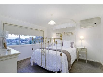1 Longwood Drive, MORNINGTON, Mornington - Thumbnail 8