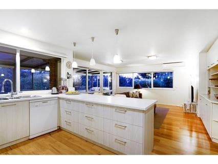 4 Cherry Blossom Lane, MORNINGTON, Mornington - Thumbnail 8