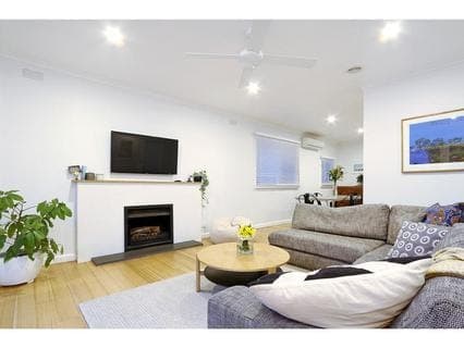 12 Van Ness Avenue, MORNINGTON, Mornington - Thumbnail 5