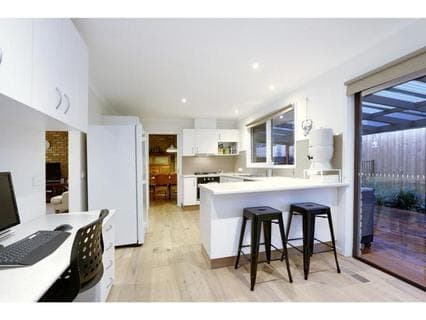 7 Darcy Street, MORNINGTON, Mornington - Thumbnail 4