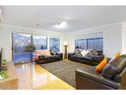 34 Marthas Ridge Drive, MOUNT MARTHA, Mount Martha - Thumbnail 3