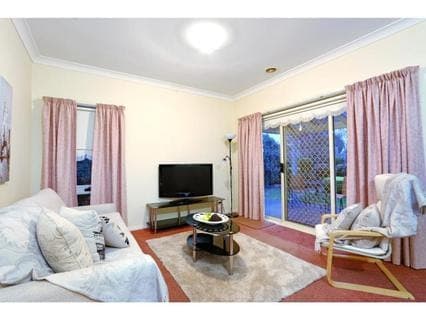 9 Lawson Court, MORNINGTON, Mornington - Thumbnail 5