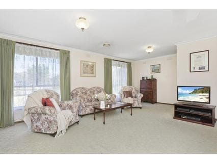 85 Ocean Street, ROSEBUD, Rosebud - Thumbnail 5