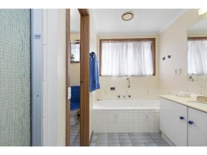 85 Ocean Street, ROSEBUD, Rosebud - Thumbnail 6