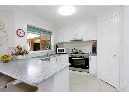 5 Tolmie Way, MOUNT MARTHA, Mount Martha - Thumbnail 5