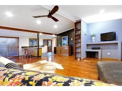 438 Tasman Drive, RYE, Rye - Thumbnail 5