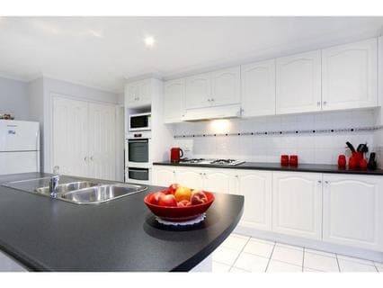8 Steedman Drive, MORNINGTON, Mornington - Thumbnail 6