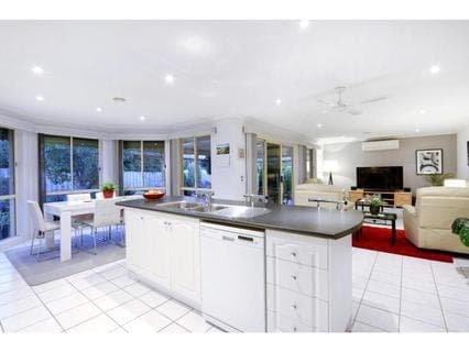 8 Steedman Drive, MORNINGTON, Mornington - Thumbnail 7