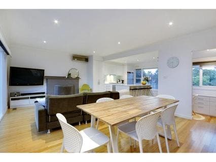 7 Macdonald Grove, MORNINGTON, Mornington - Thumbnail 4