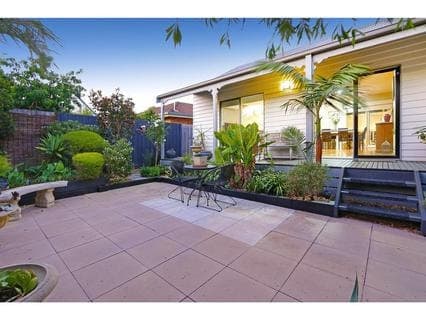 47 Oakland Street, MORNINGTON, Mornington - Thumbnail 2