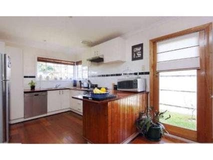 14 Ikara Street, MORNINGTON, Mornington - Thumbnail 4