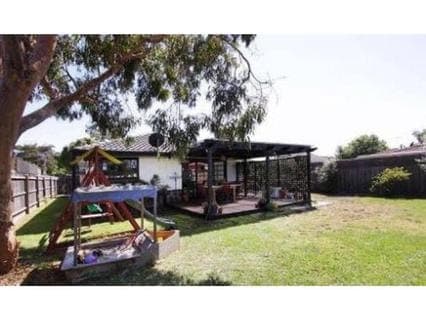 14 Ikara Street, MORNINGTON, Mornington - Thumbnail 6