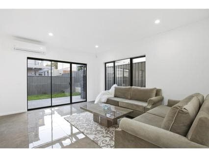 14 Tarook Way, MORNINGTON, Mornington - Thumbnail 5