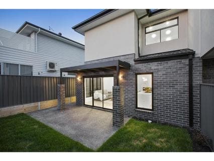 14 Tarook Way, MORNINGTON, Mornington - Thumbnail 8