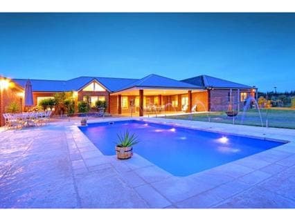 24 Benton Grange Drive, MORNINGTON, Mornington - Image 1