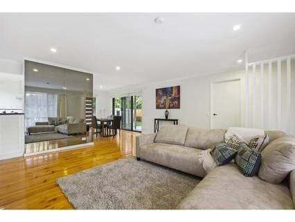 5 Banyule Court, FRANKSTON SOUTH, Frankston South - Thumbnail 2