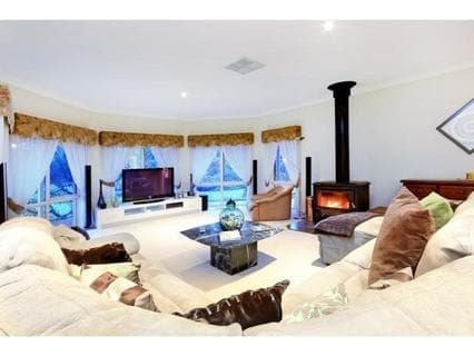 26 Century Drive, MOUNT MARTHA, Mount Martha - Thumbnail 5